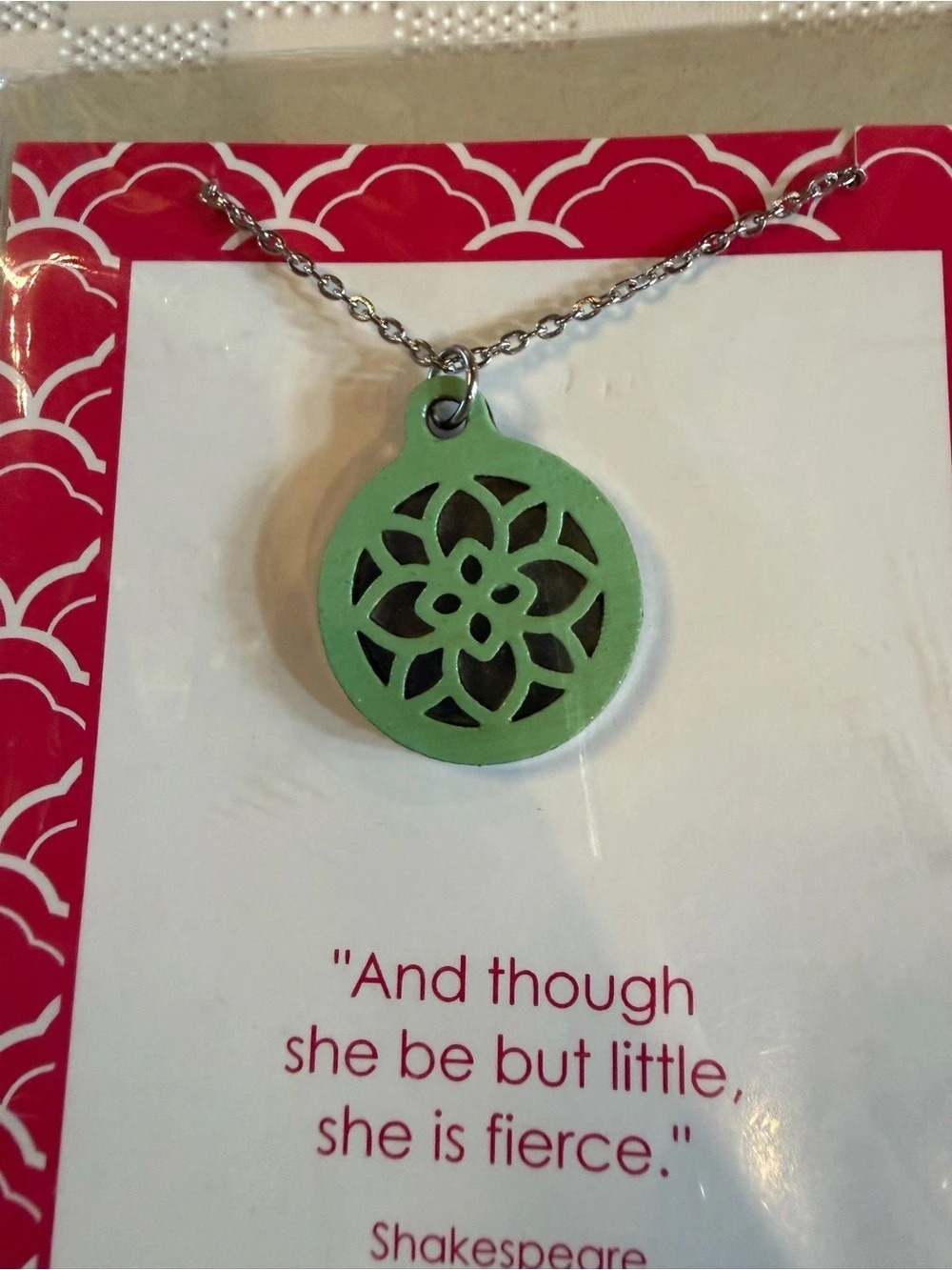 melissalew Green Pendant Necklace NWT - Picture 2 of 4